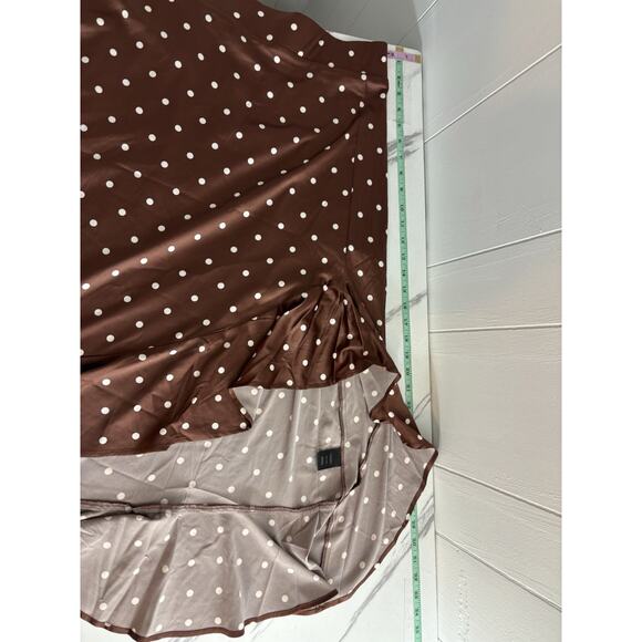 Torrid 2 2X Brown Satin Stretch Skirt White Dot Print Ruffle Slit 18-20 NEW - Picture 7 of 8